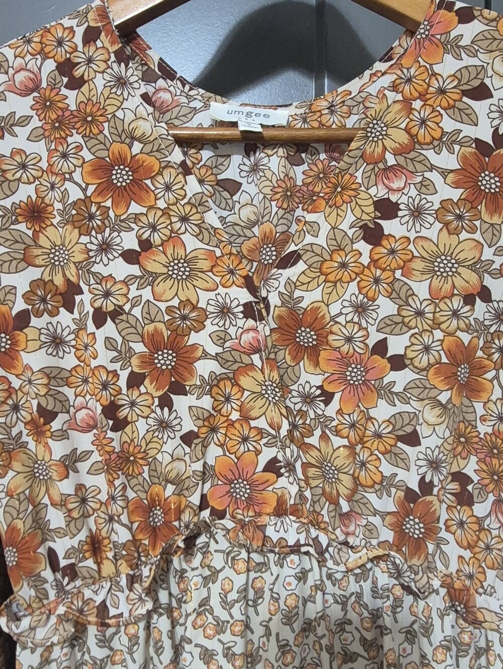Umgee Floral Tiered Boho Midi Dress Long Sleeve Smocked Waist Size S - Picture 3 of 6